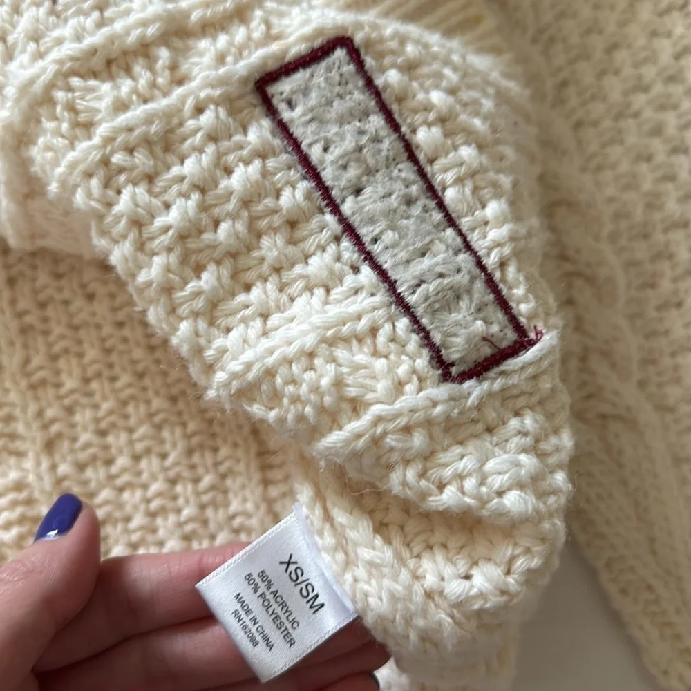 Taylor Swift Red Cardigan - Picture 4 of 7